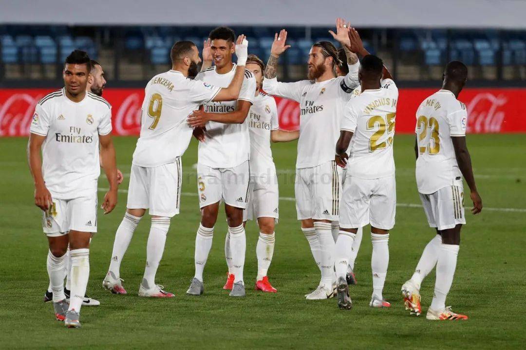 意甲第12轮裁判安排：西蒙尼-索扎执法米兰德比（意甲第12轮裁判出炉：西蒙尼-索扎将执法米兰德比）