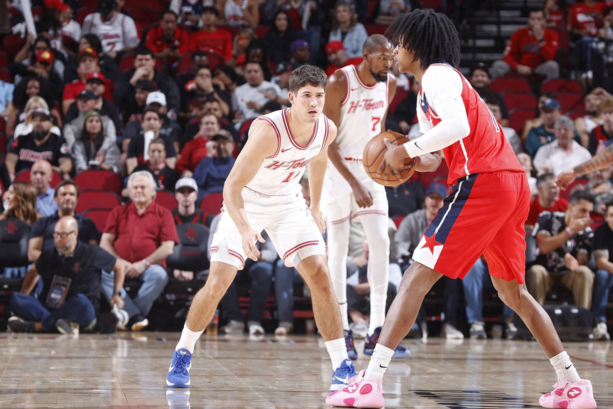 意媒：尤文关注穆哈雷莫维奇与莱切加布里埃尔，需与国米竞争（意媒：尤文有意穆哈雷莫维奇与莱切加布里埃尔，或将与国米抢人）