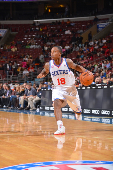 06年巅峰科比到底有多强？ 三节62分，单场81分！得分如庖丁解牛！（2006巅峰科比到底有多强？三节62分、单场81分，得分如砍瓜切菜）