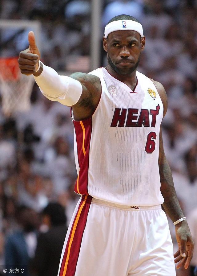 篮球火箭新秀连续三场得分20+，表现惊艳（火箭新秀连砍三场20+，表现耀眼）