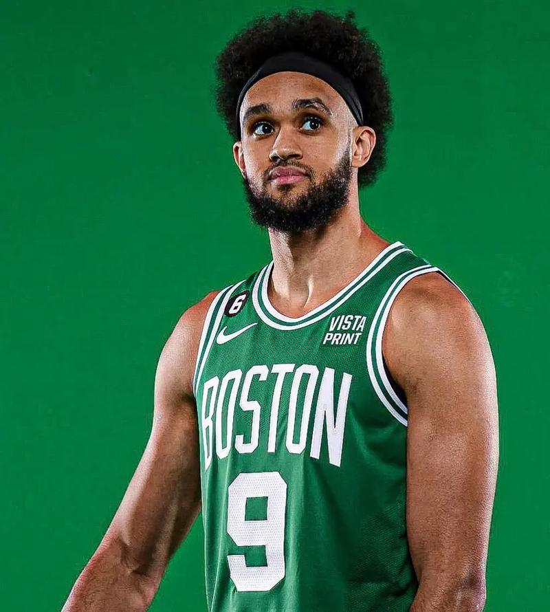 前教练：库普梅纳斯能很好地适应三中卫，斯帕莱蒂非常了解他（前任教头：库普梅纳斯契合三后卫体系，斯帕莱蒂对其了如指掌）